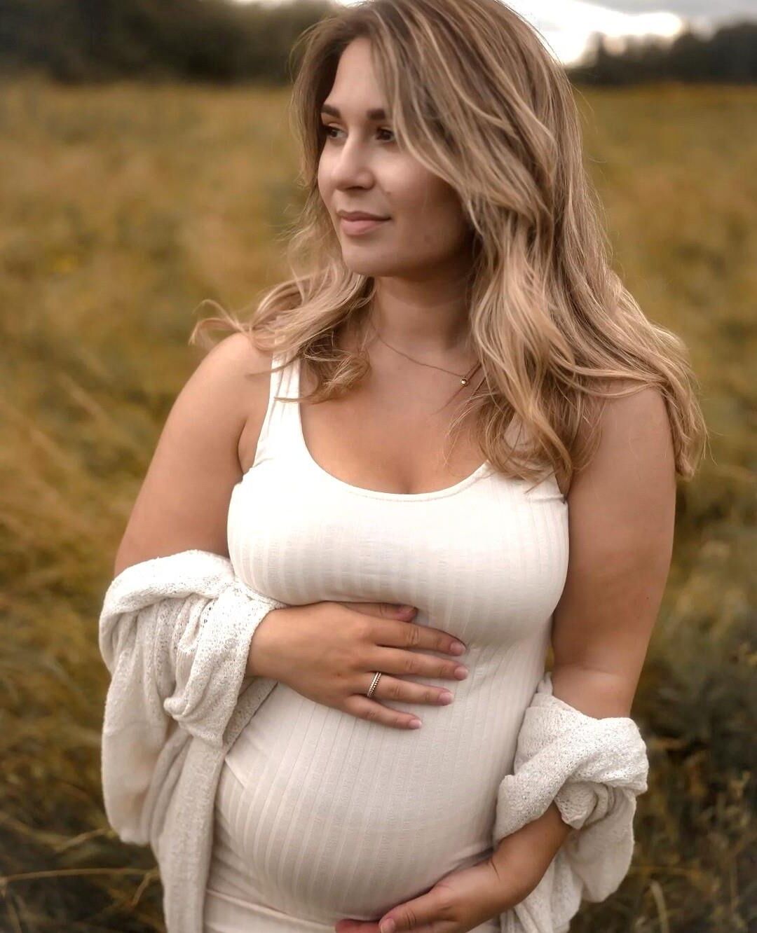 Busty Angelina aus Schweden