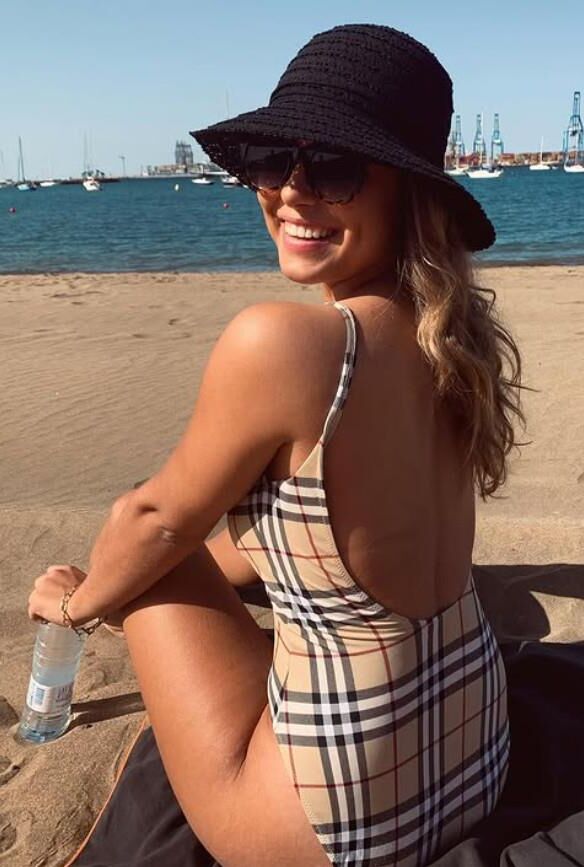 Nonnude 