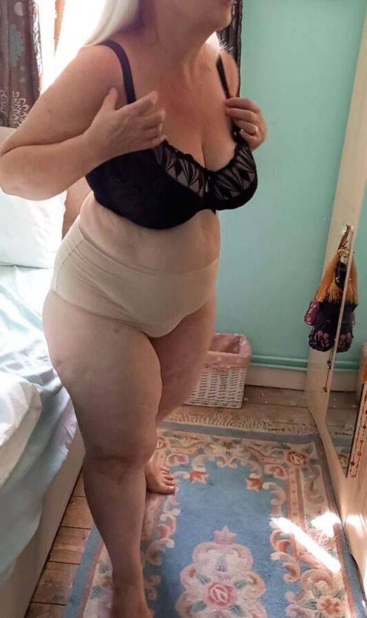 dicker Gilf Edith