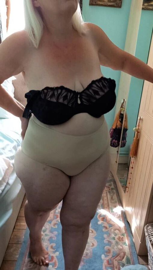dicker Gilf Edith