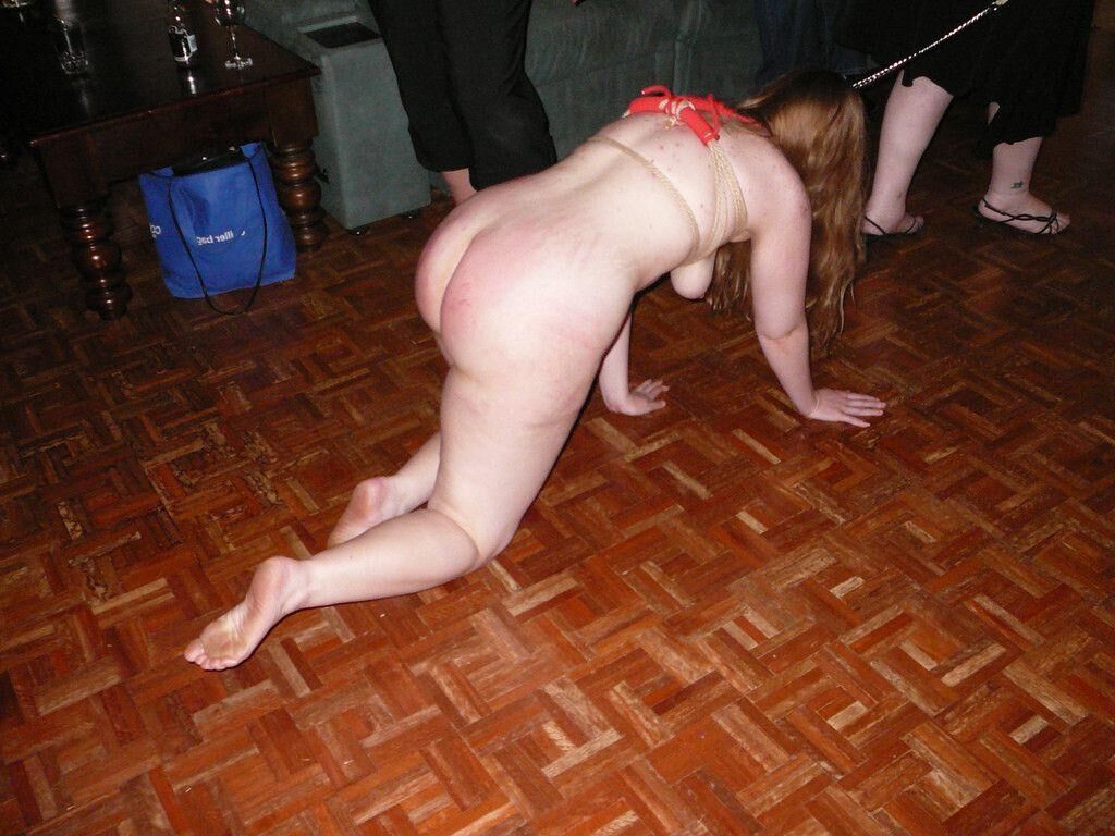 Bondage Euter mit einer Leine