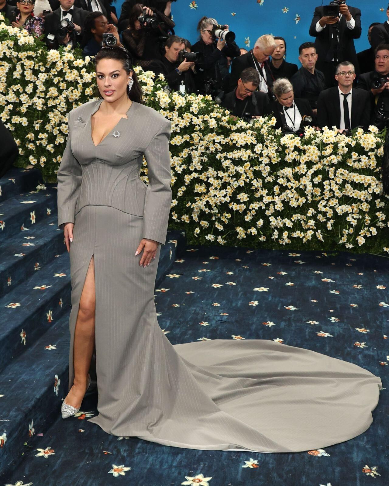 ASHLEY GRAHAM at Met Gala