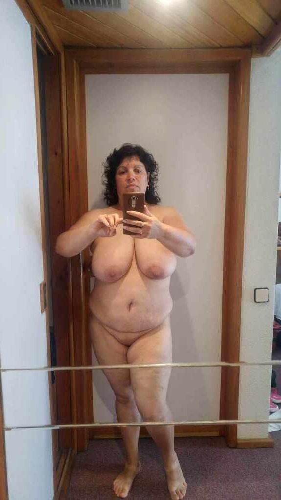 yo Busty Mature