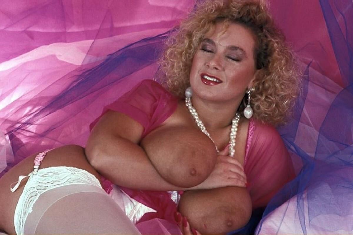 . DeeDee Reeves. Vintage pussy
