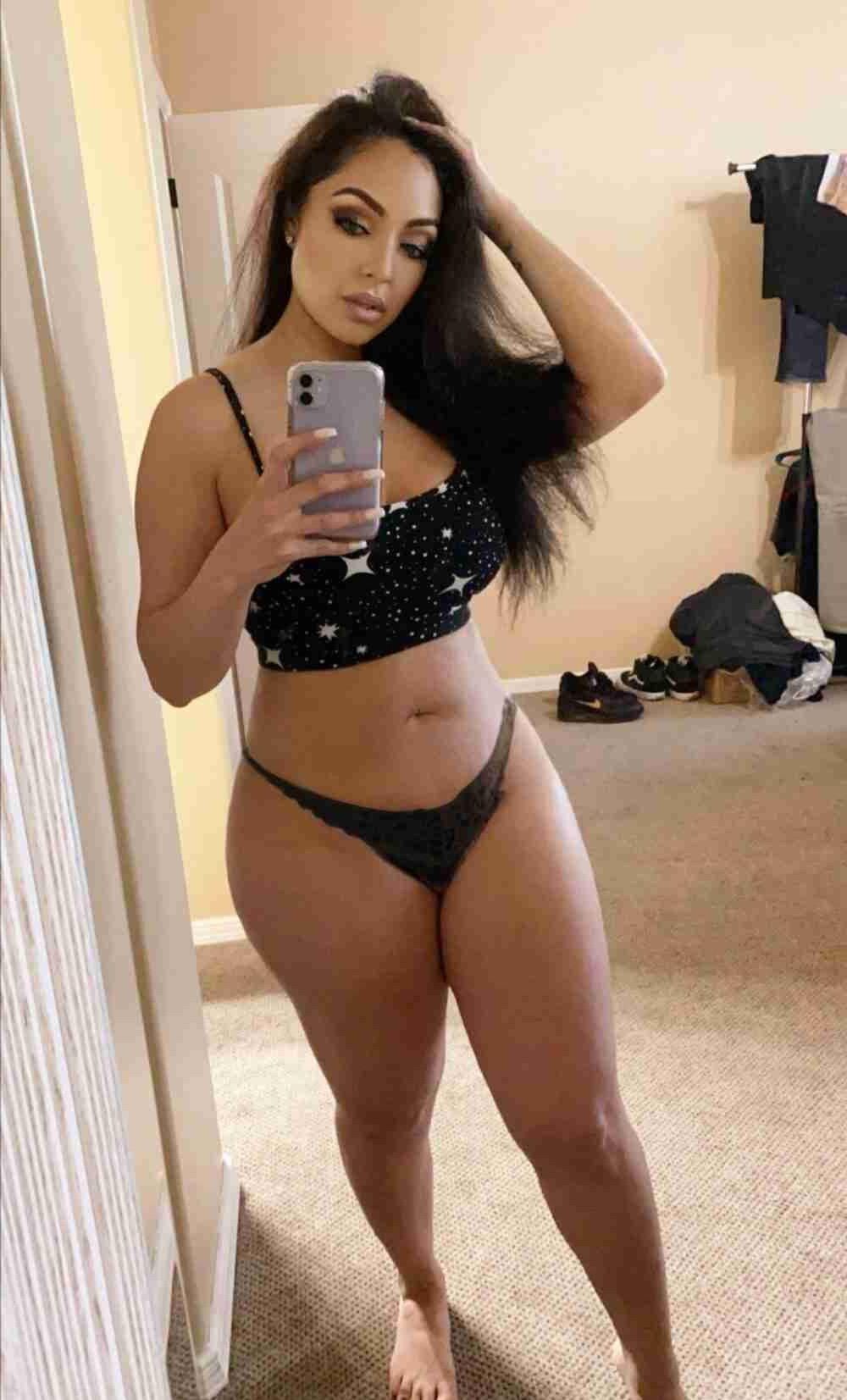 Michelle Mamii Xoxo