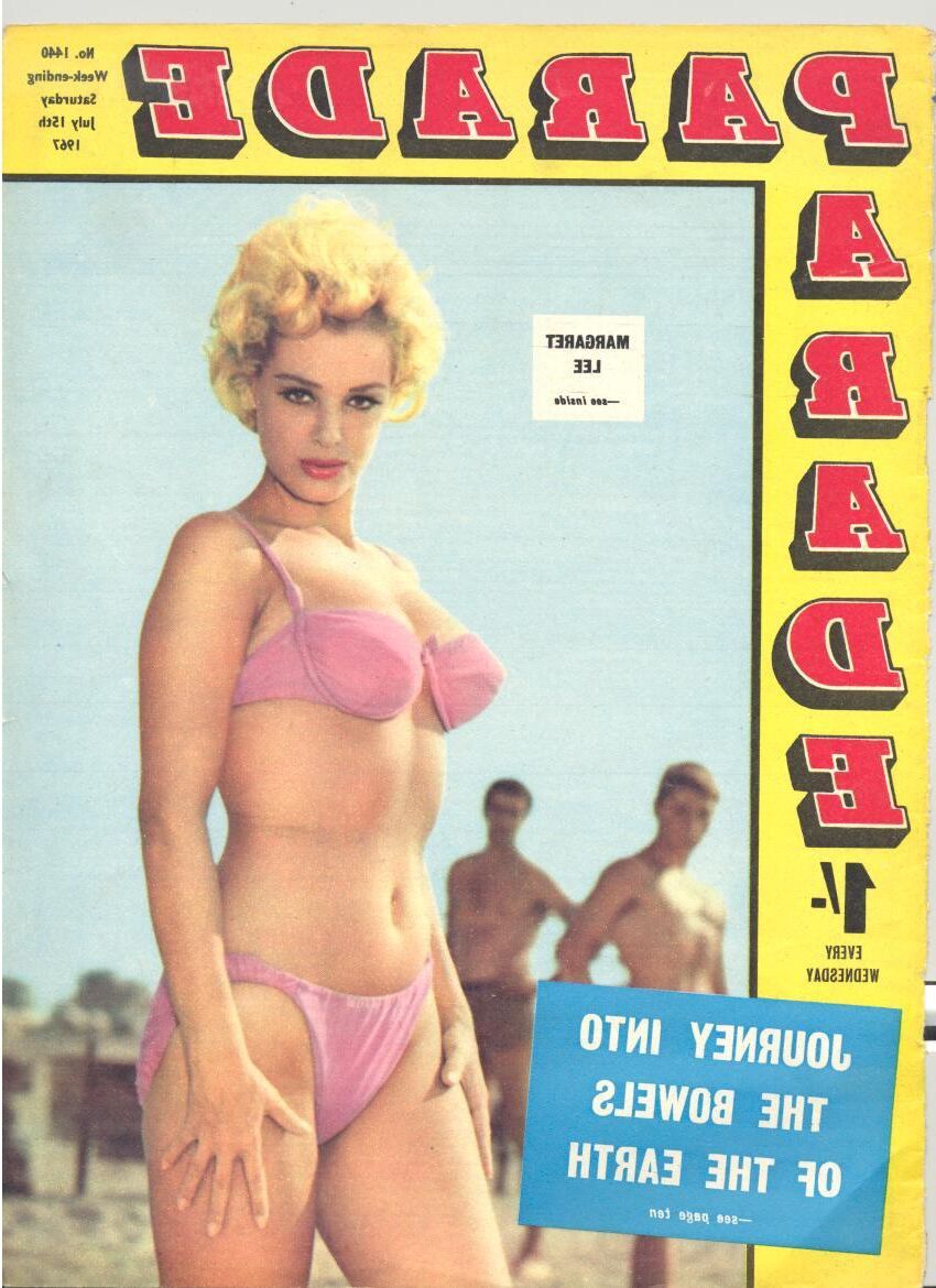 Une collection de magazines Baregirl