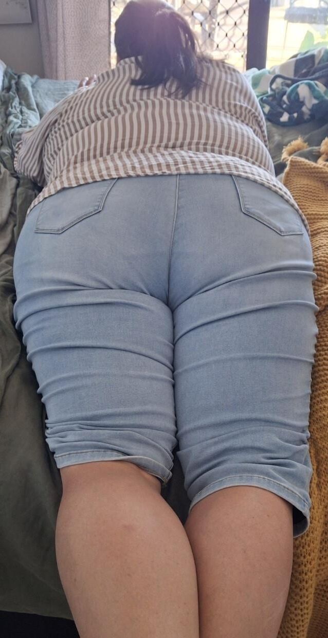 ファック可能なBBW妻マリーが初めて露出しました