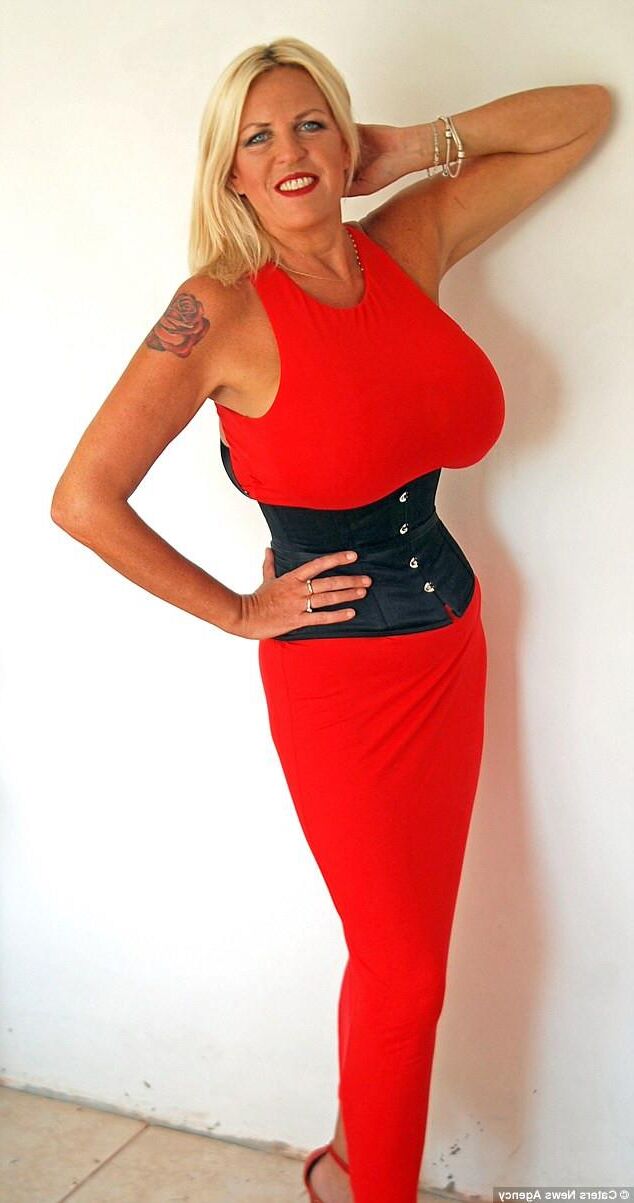 Sharon P Busty Mature