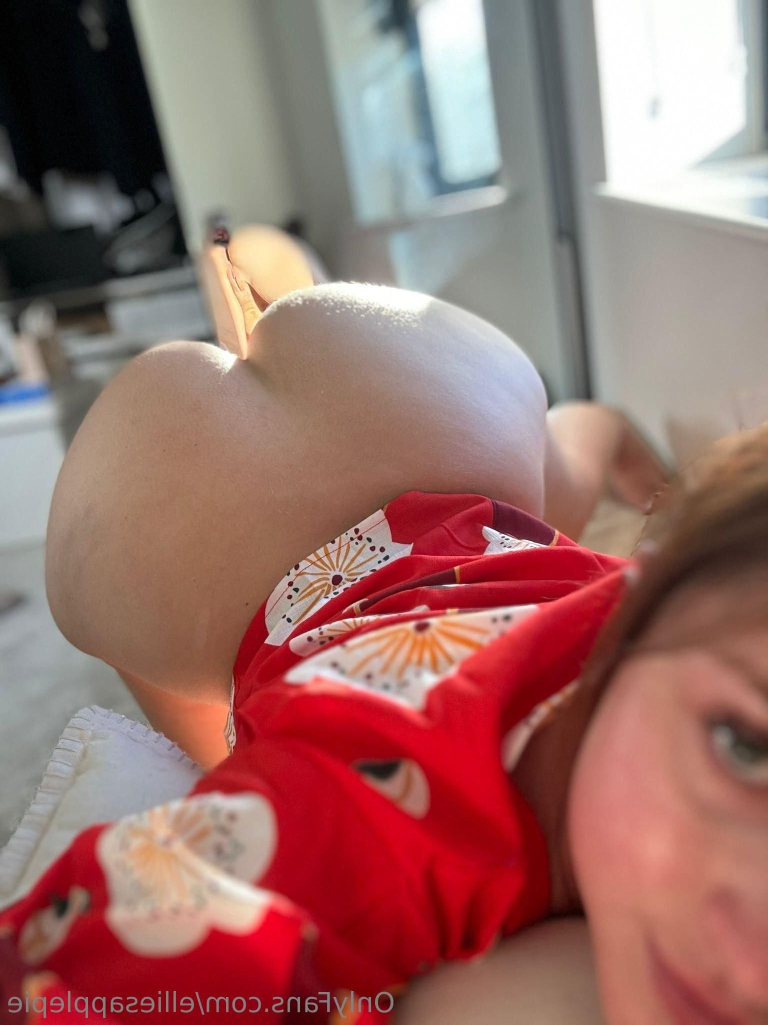 Ellie Big Ass Big Boobs Beauty British Girl Mixed Hot Shots