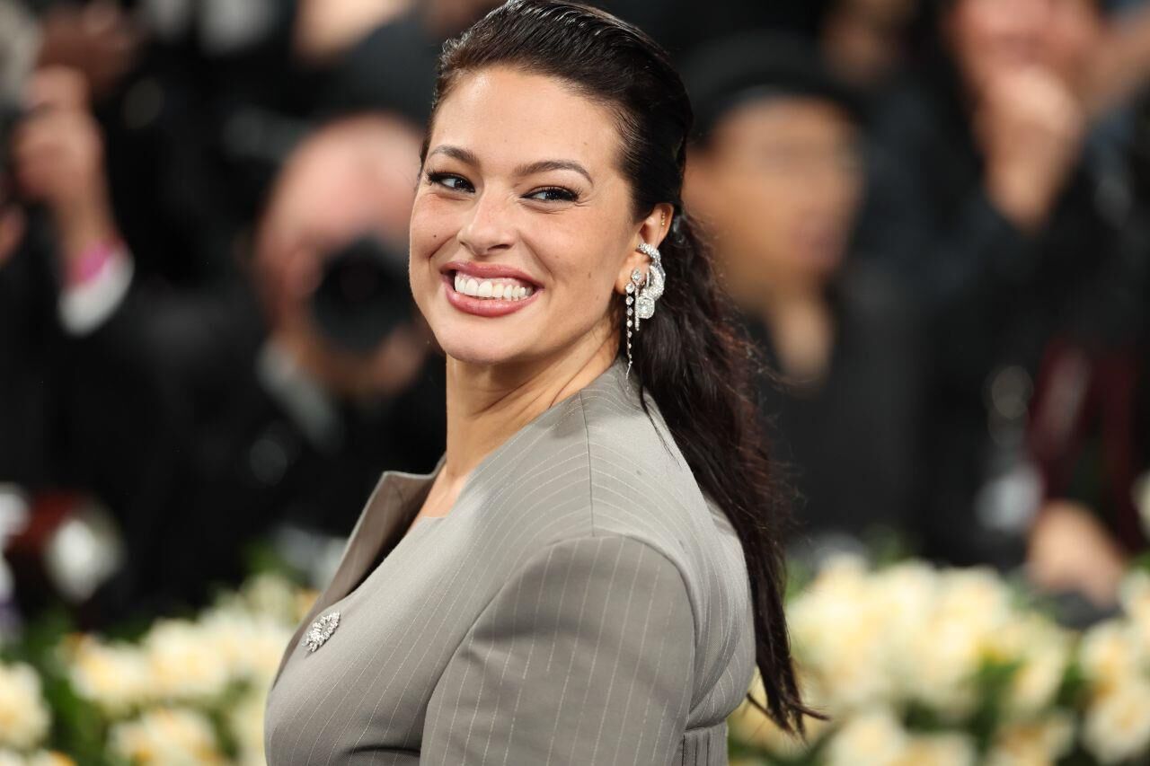 ASHLEY GRAHAM at Met Gala