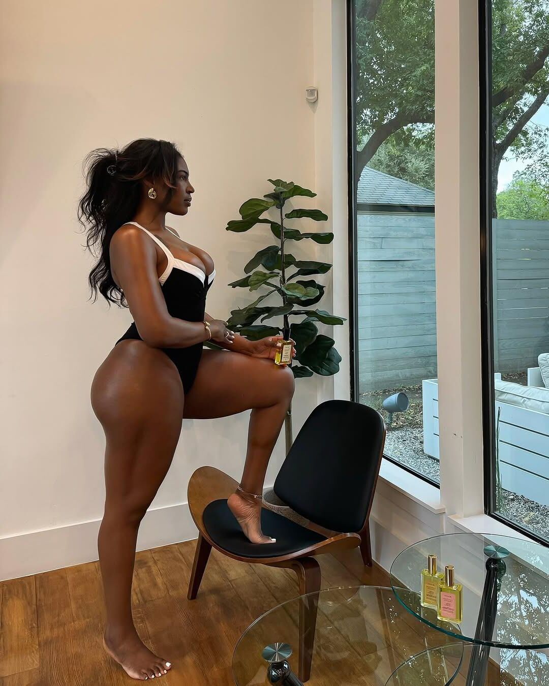Black queen 