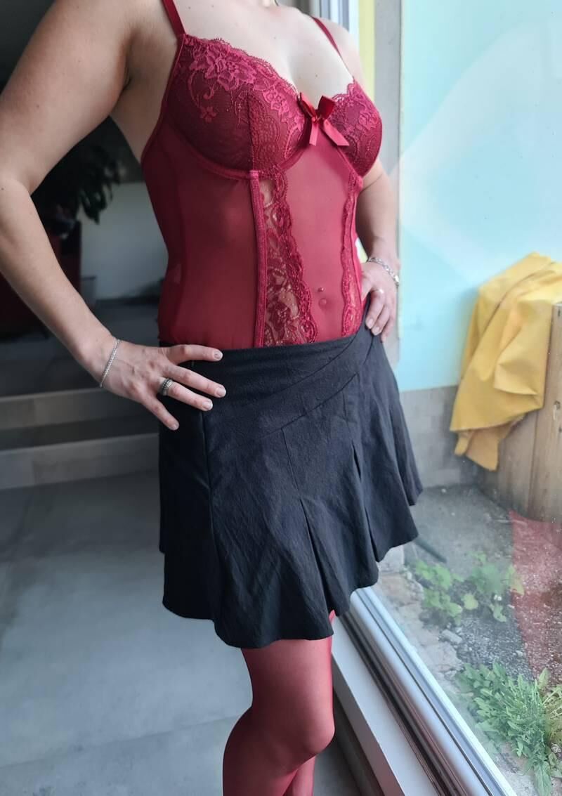 sexy mature slut 