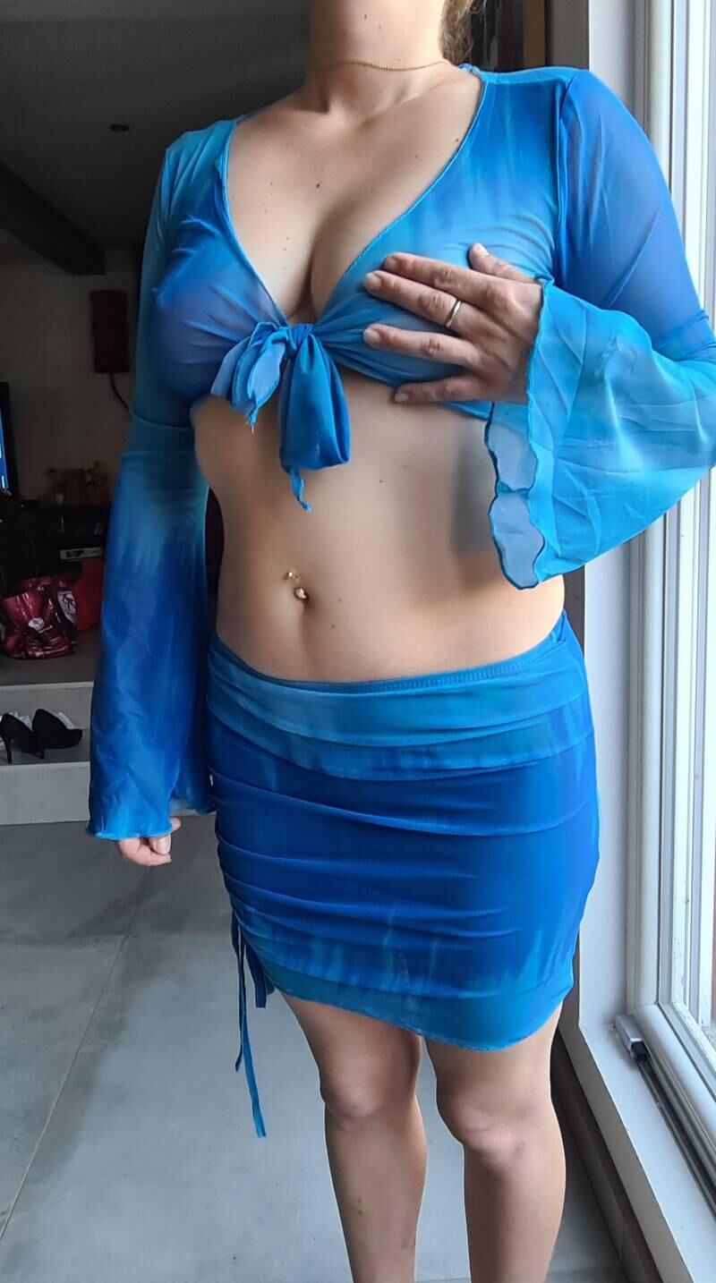 sexy mature slut 