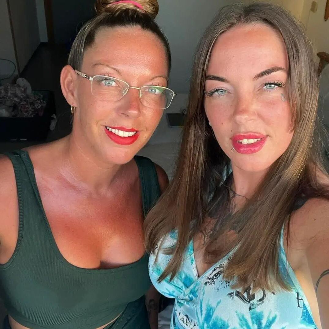  UK Dominant Bodybuilder Pauline I worship! 