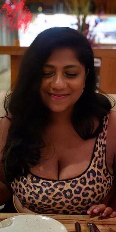 busty indian slut