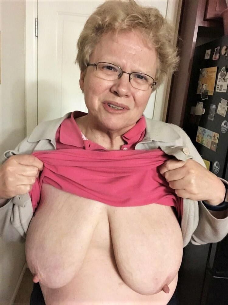 Delicious granny tits 