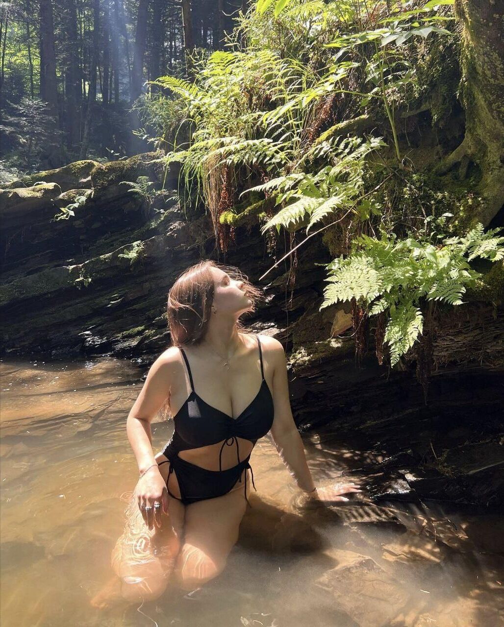 Julia | busty teen | large TITS and ASS #