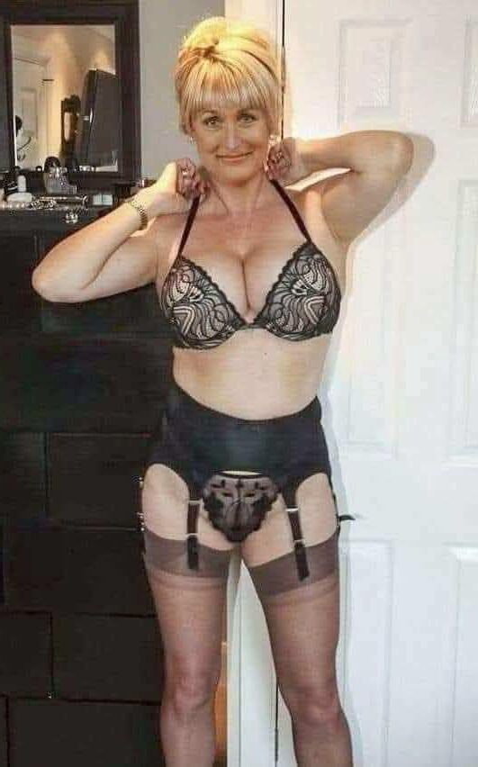 My faves.. TITS and Pantyhose