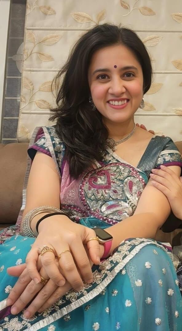 Dr. Radhika só quer ficar nu.
