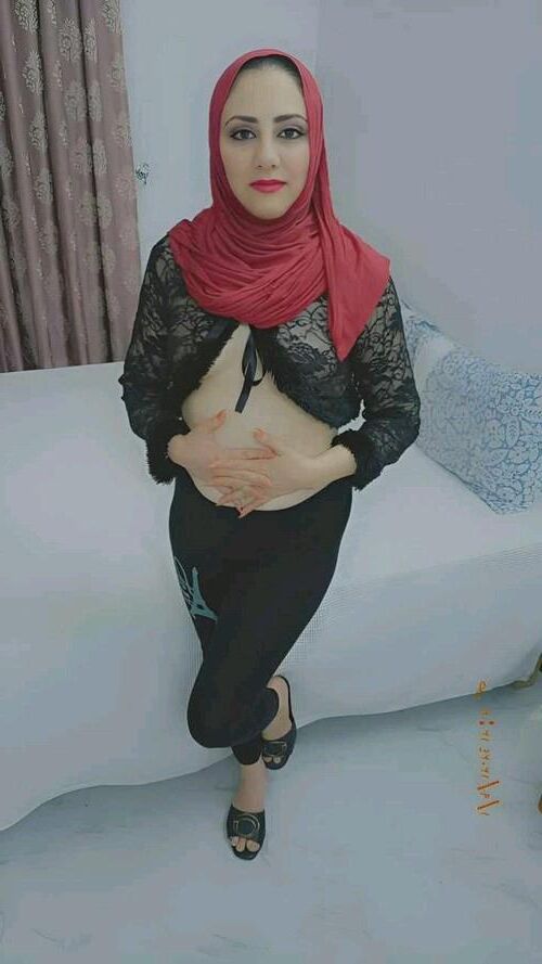 イランのペルシャターバンリヒジャーブの売春婦の女