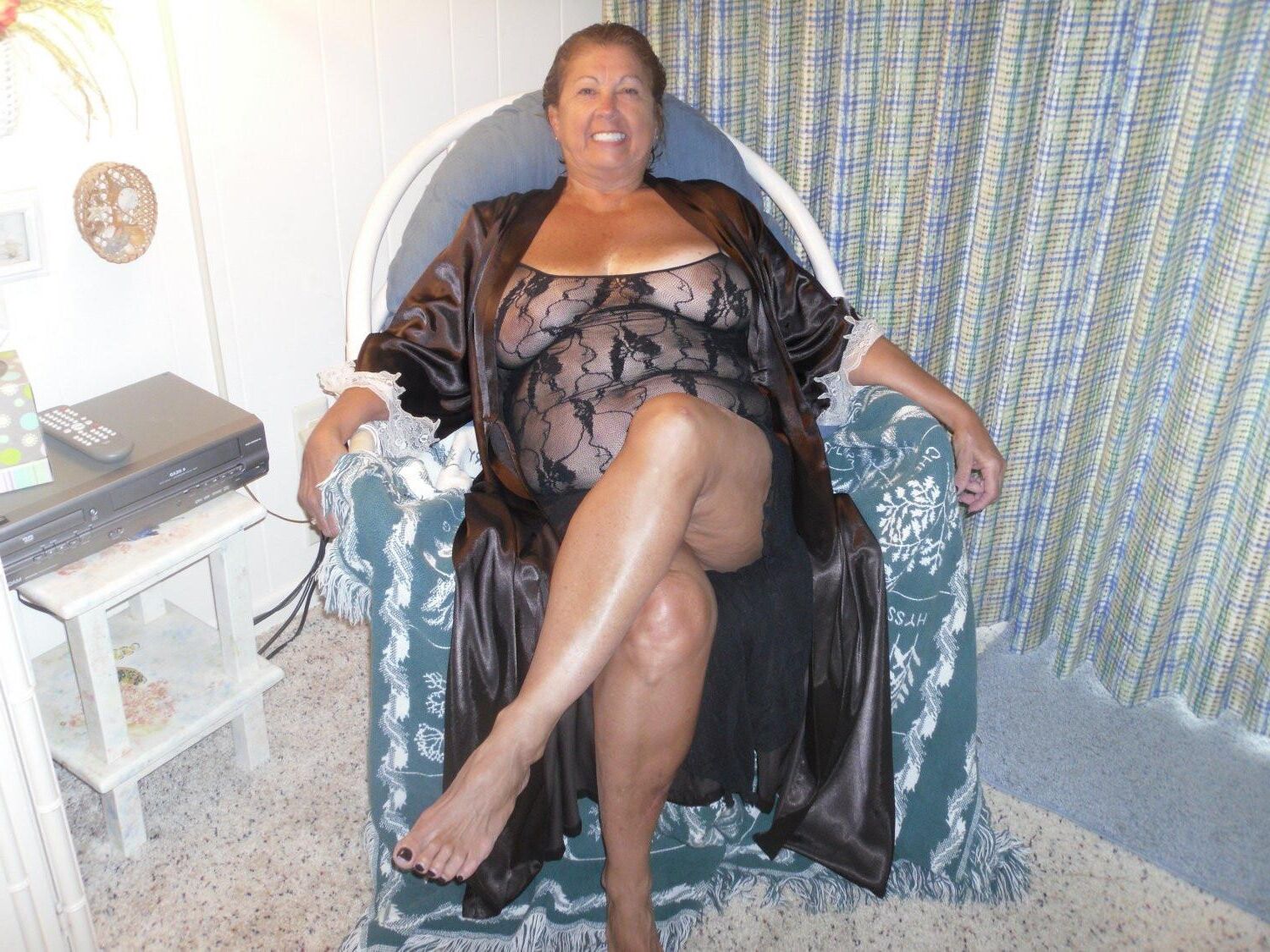 Big Titten Amateur Oma Marti