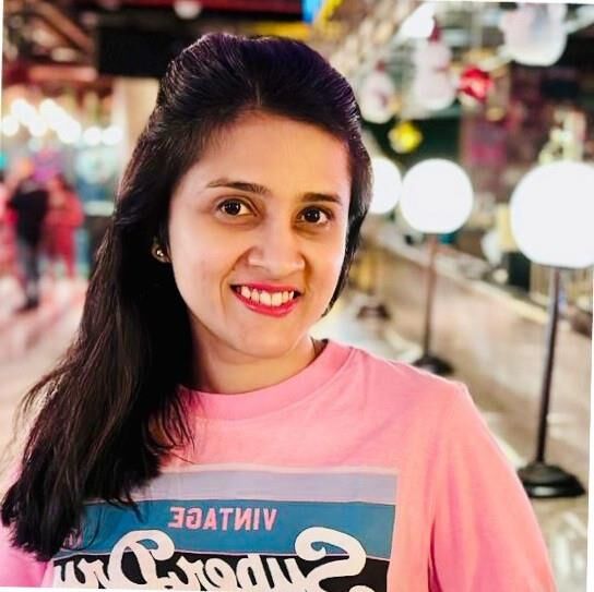 Dr. Radhika só quer ficar nu.