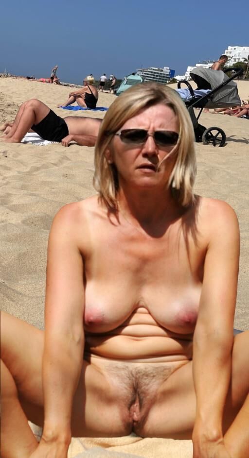Schöne MILF am Strand