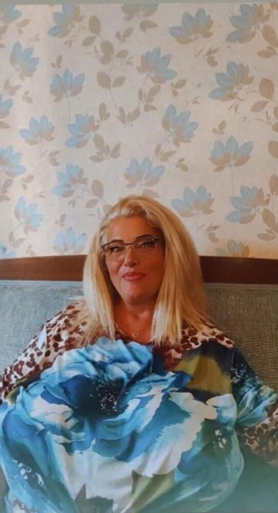 Busen Conny BBW Escorte à base
