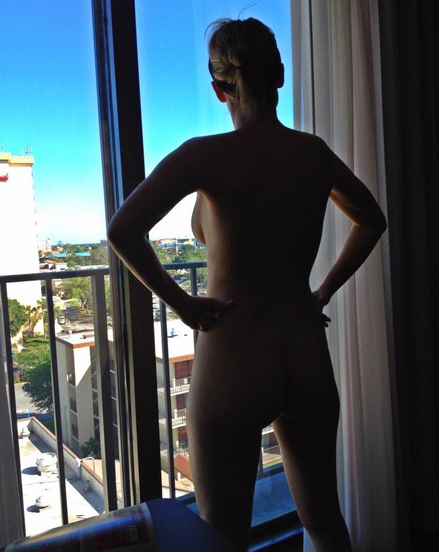 Jodyp a demandé à Gallery Busty Matres