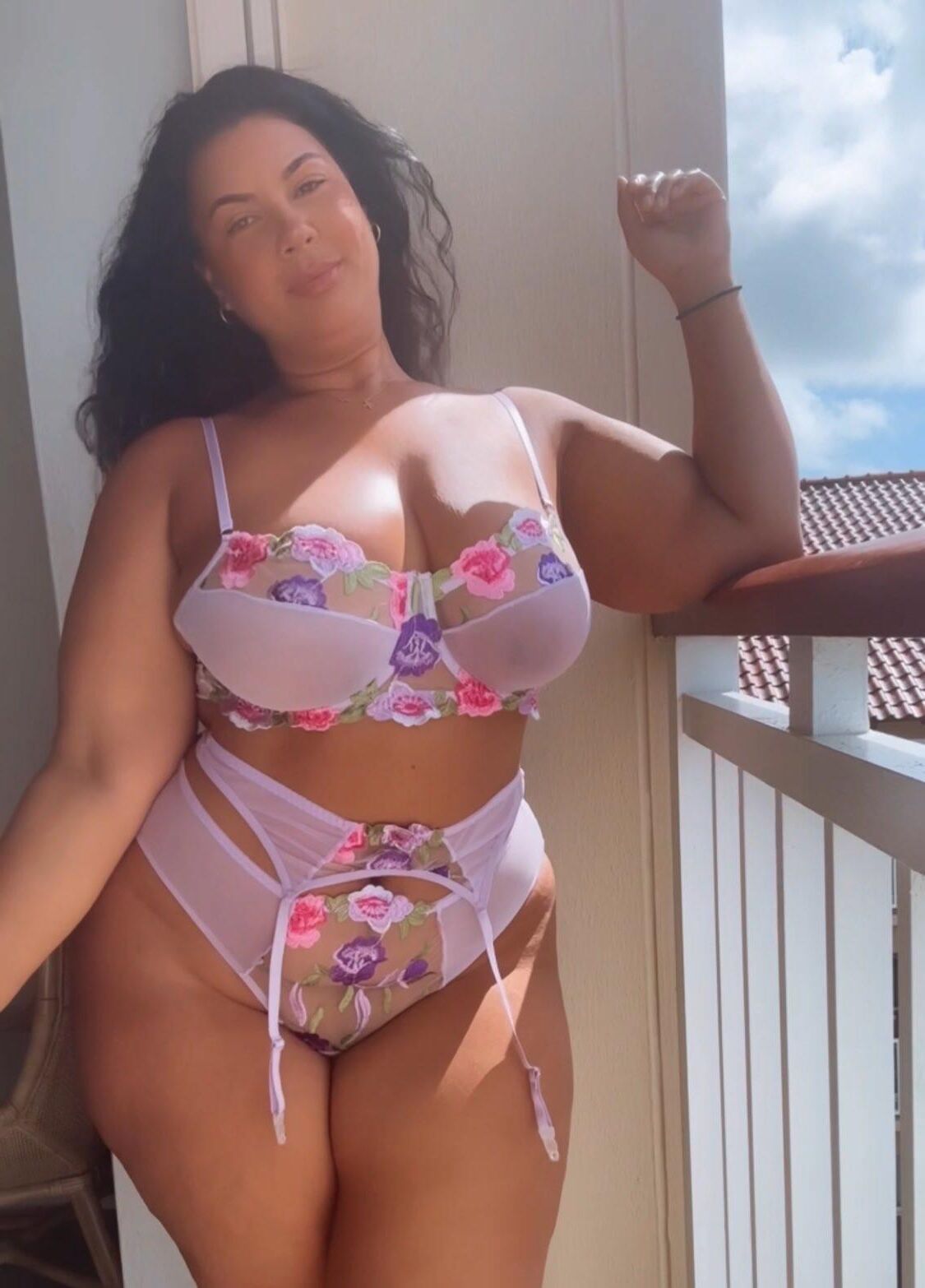 Briella enorme bunda grande peitos morenos bbw garotas mistas de fotos mistas