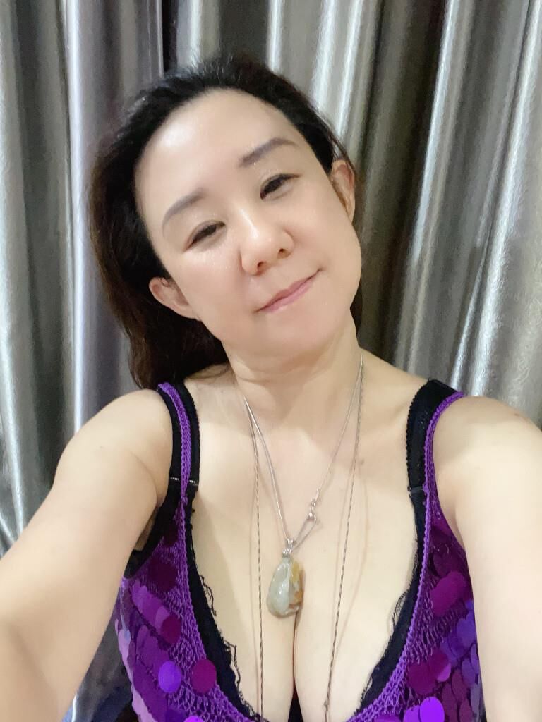 巨乳マレーシアの熟女痴女リズリム