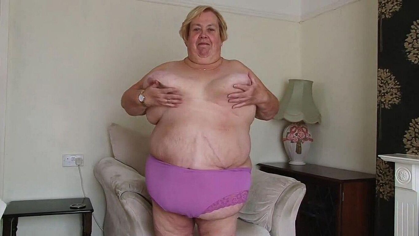 本当に美しい胸.....成熟したssbbwウェンディ