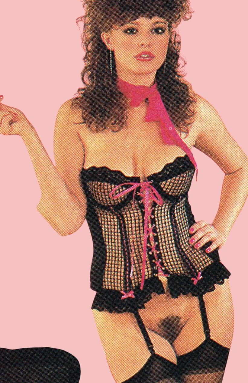 Teen Toni Big seins