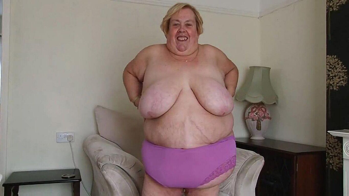 本当に美しい胸.....成熟したssbbwウェンディ