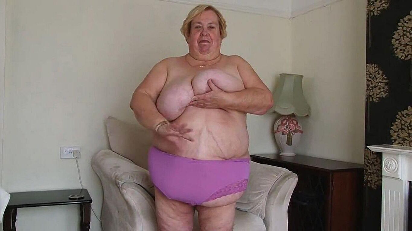 本当に美しい胸.....成熟したssbbwウェンディ