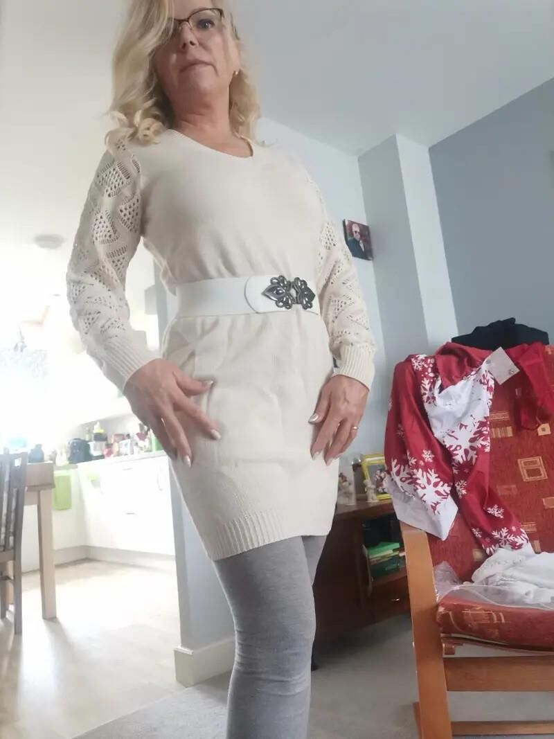sexy busty mature 