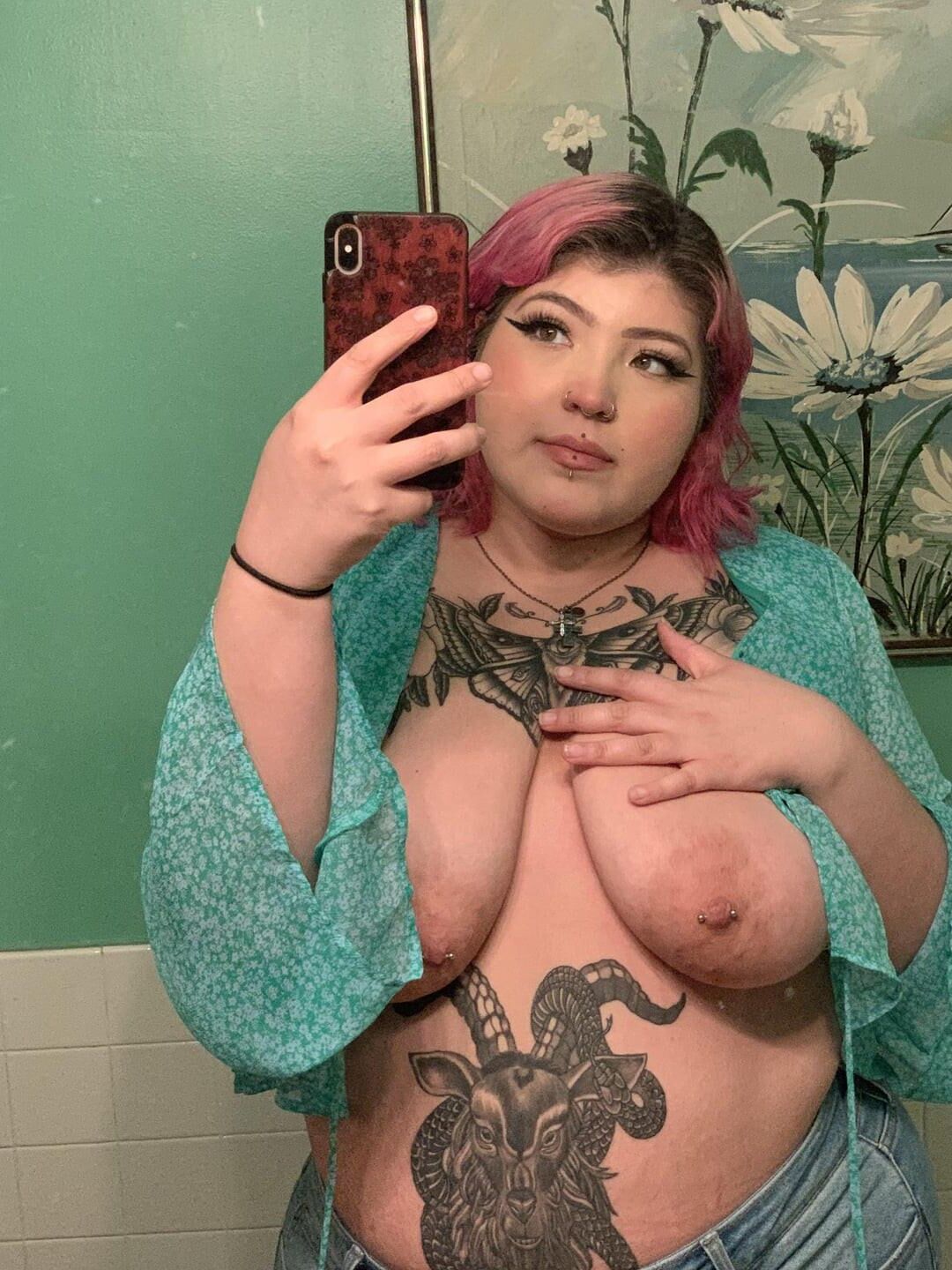 Bebê j