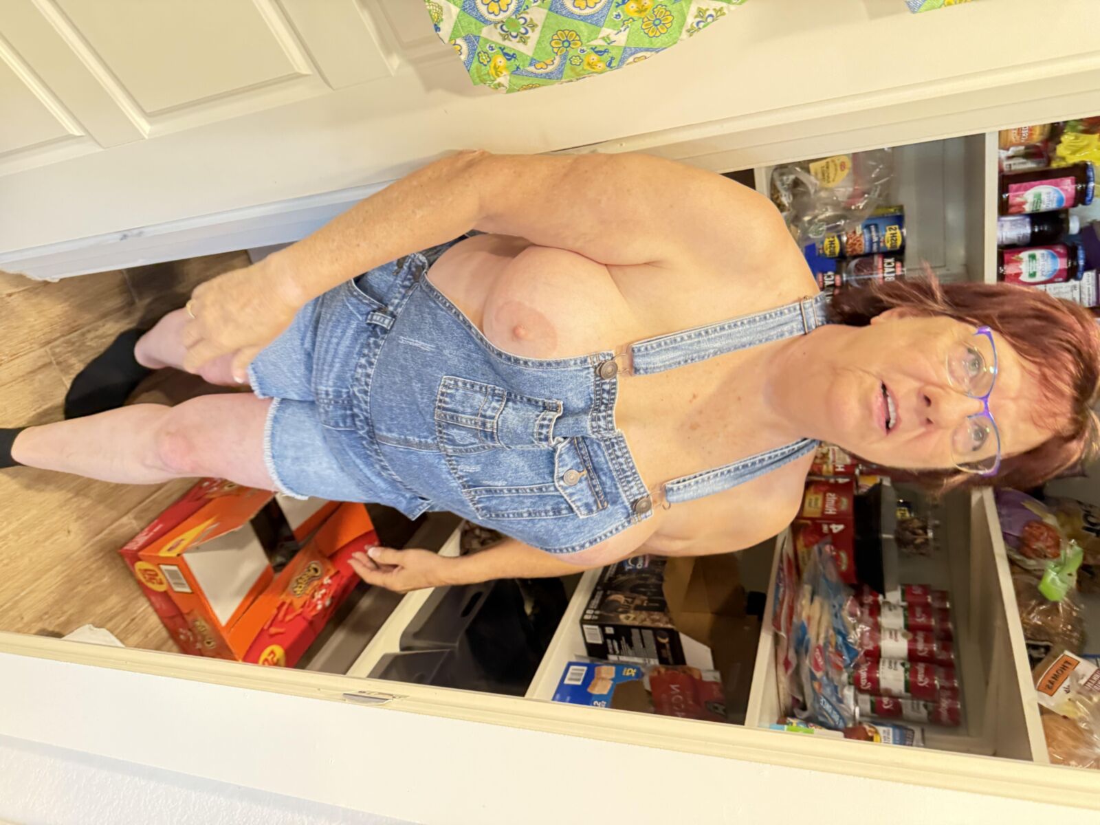 Who Can Resist A Wild Mature Mom