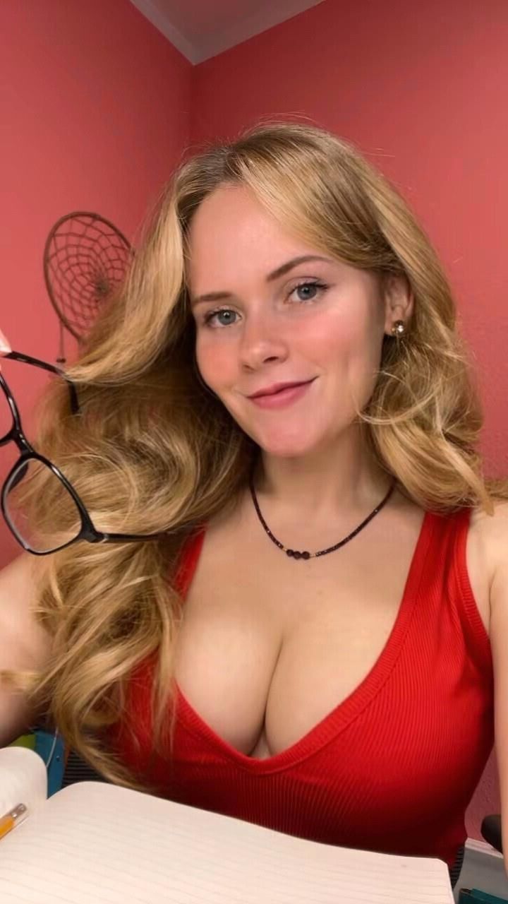  Cleavage 