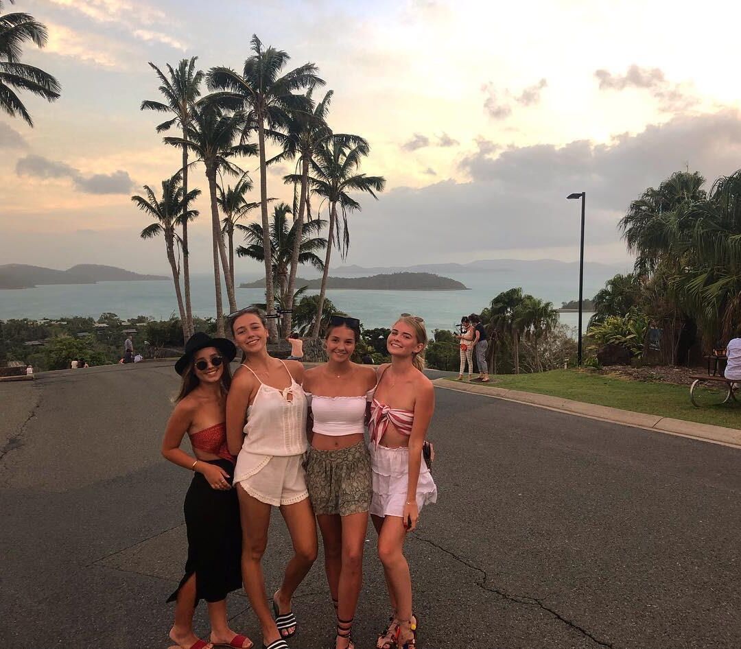 Aussie Uni Sluts and Bimbos 