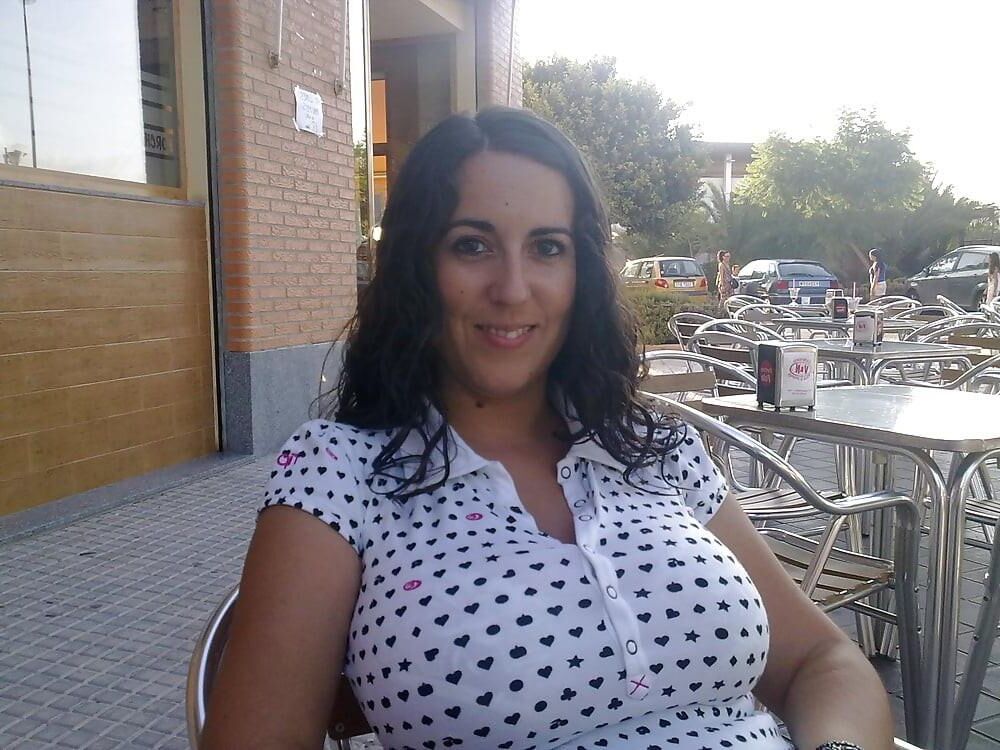Brunette's Huge Tits