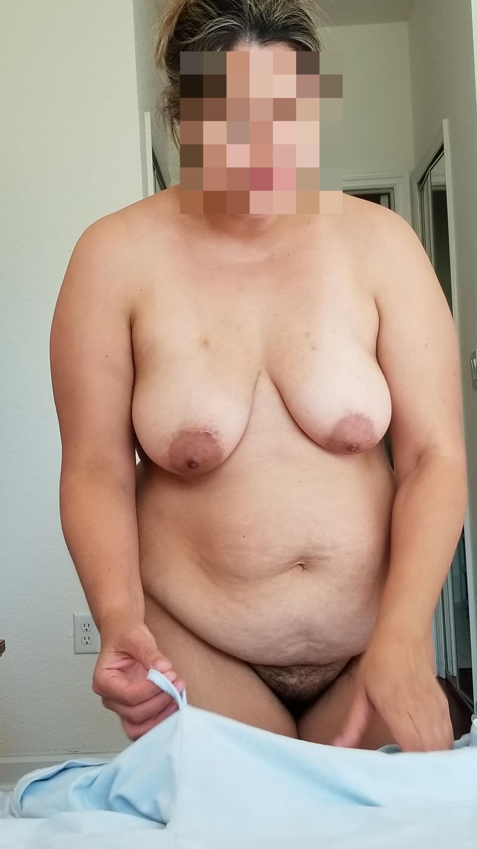Hefty Body, Hairy Pussy and Fat Tits