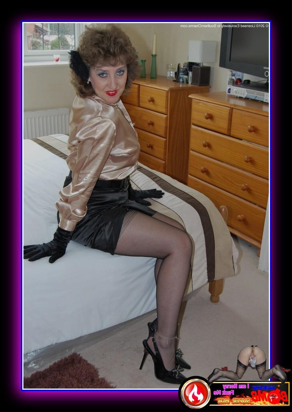 Édition limitée * Julie * Super Hot Salope: