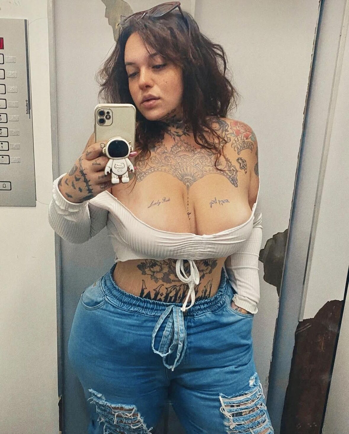 LuLu Huge Ass Huge Boobs Brazilian Beauty BBW Girl Mixed Shots