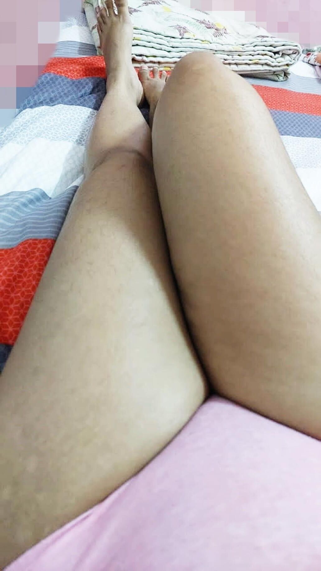 Sexy Muslim Hijabi Slut Hotwife exposing her big natural tits