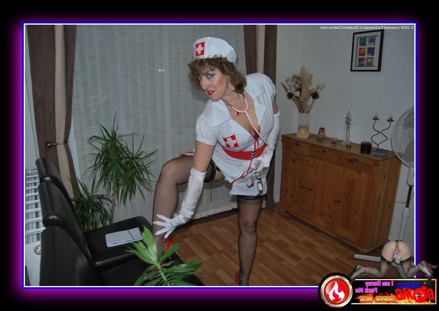 Edición limitada * Julie * Super Hot Slut: