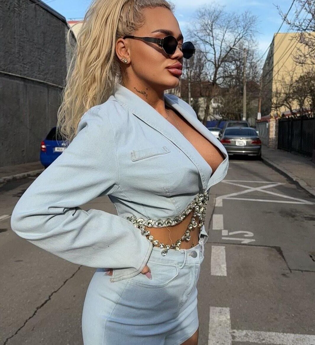 Romanian bimbo slut Adina....NO LIMITS COMMENTS