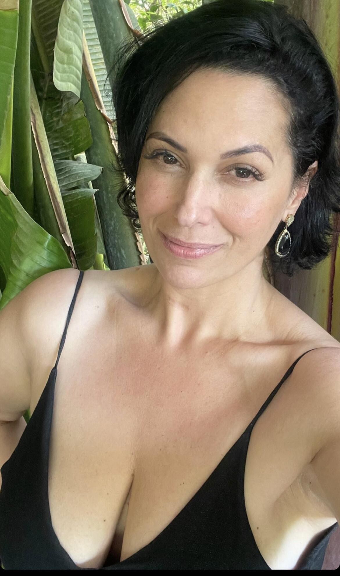 sexy busty Brazilian bitch