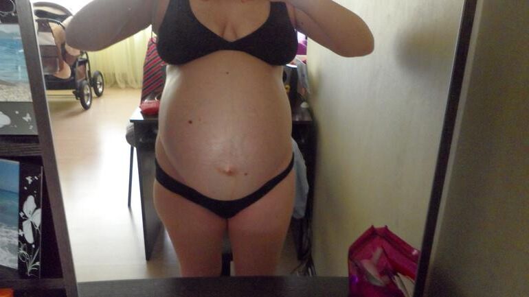 Lindo preggo ruso con enorme barriga