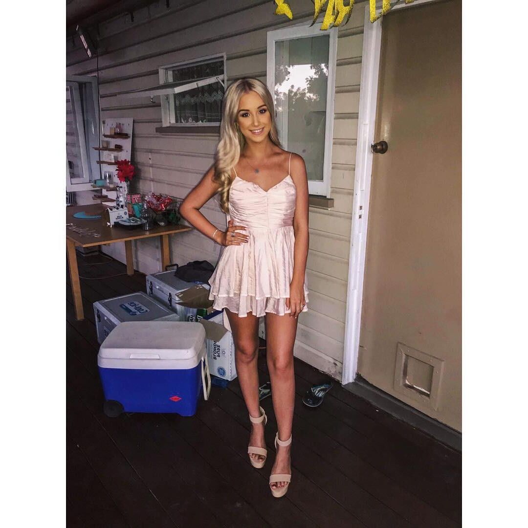 Aussie Uni Sluts and Bimbos 